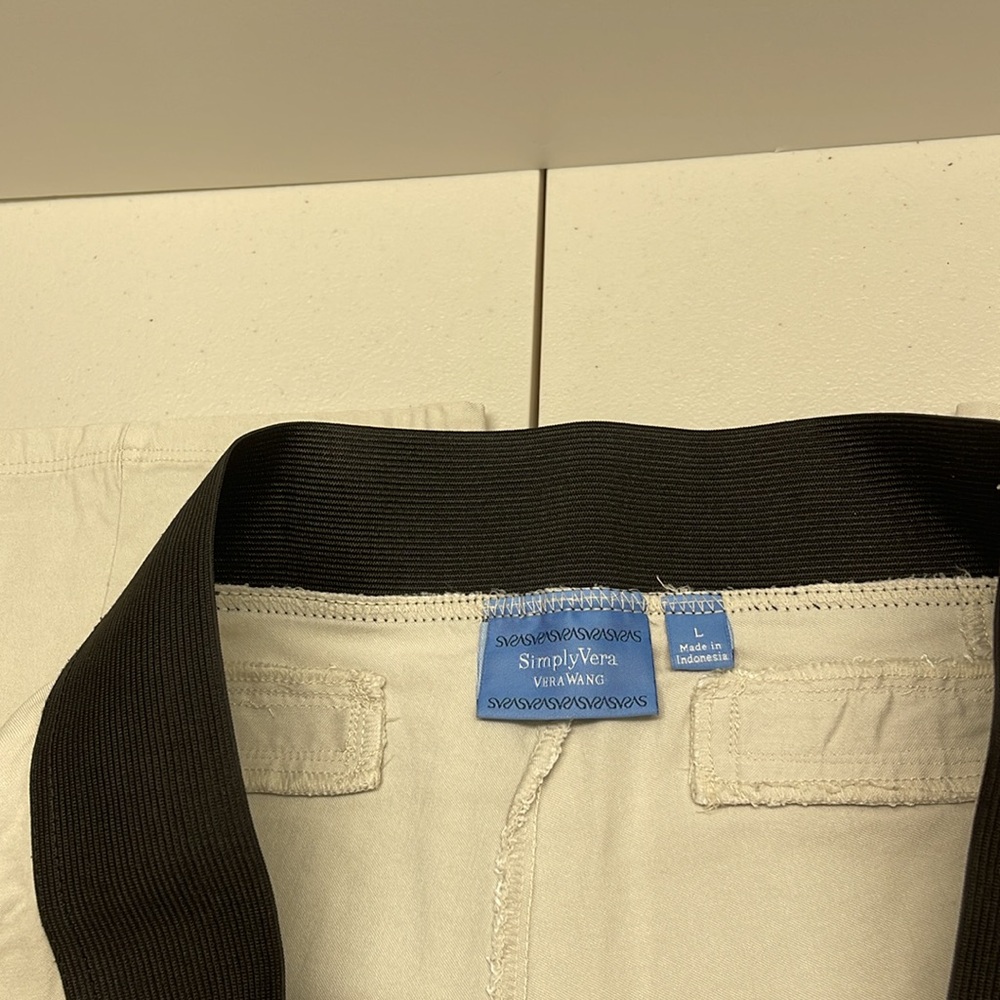 Simply Vera Vera Wang Cream Capri Pants mid-rise pull-on stretch Size L - Picture 4 of 5